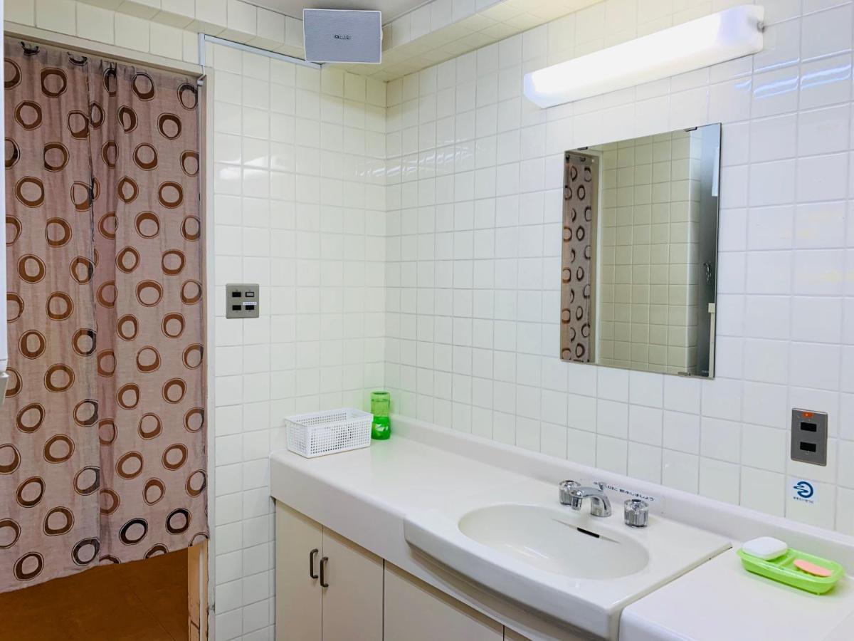 Guesthouse Shiawase Eki Fukuoka  Ngoại thất bức ảnh