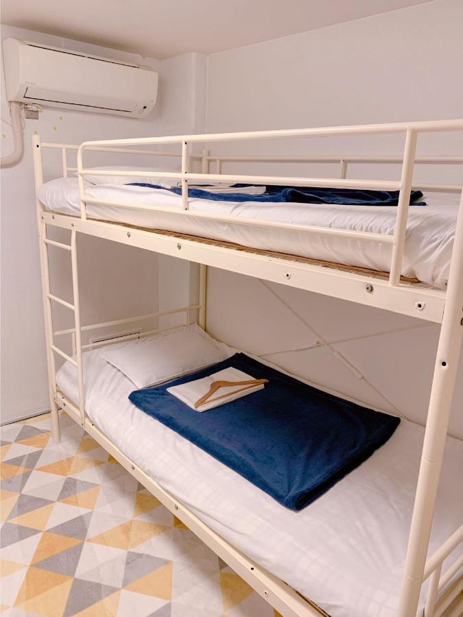 Guesthouse Shiawase Eki Fukuoka  Ngoại thất bức ảnh